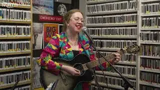 Homegrown Live From Studio A: Berzerk Blondes - Red Rollerskates