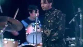 Stop Crying Your Heart Out  - HD -Oasis Witness Festival 2002