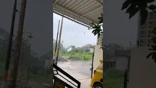 Hujan lg allahumma shoyyiban nafi'an #rain #hujan #rainyday #rainy #hujanderas #season #weather #fyp
