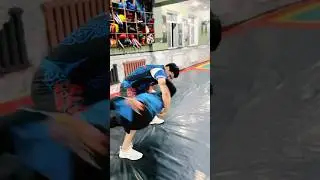 Схватка Тайсона с тренером 👊🏻 
