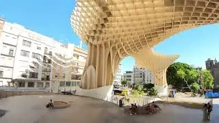 DJI Tello + Insta360 GO 2 en el Metropol Parasol de Sevilla (las setas)
