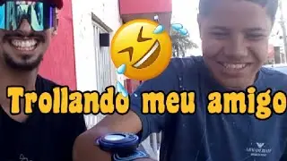 Tente não rir , trollando meu amigo 🤣🤣🤣🤣🤣