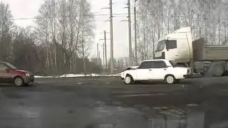 ДТП на перекрестке, не проскочил