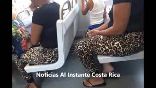 Las fotos de personas vestidas igual por casualidad que están trastornando Internet