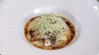 Lubina con cremoso de patata y salsa teriyaki