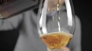 Revista de Vinhos DEZ 2020 / vinho fora da capa