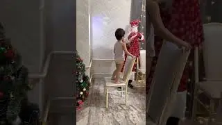 Ariana and Merry ! Happy new year! 2023