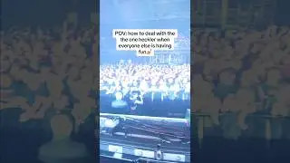 EMO CONFRONTS HECKLER LIVE ON STAGE🫢🔥🤣#emo #rockmusic #rock #rockstar #livemusic #rocknroll #punk