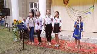 Учні та вчителі Рудівської школи привітали село Соколівку з Днем села
