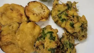 Recipe of organic vegetable fritters ( pakoras ).