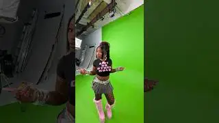 I’m loving my career as an actress! Pretty AF🤩 life size BRATZ DOLL! 🤭😂 #fyp #greenscreen #acting