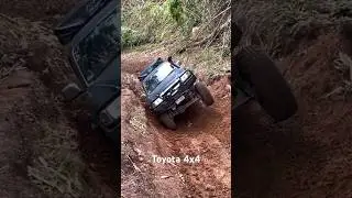 Toyota 4x4 ยกล้อเลย รถหนัก เส้นทางเขาปลาน้อย เมืองกาญฯ#4x4offroadthailand #4wdthailand