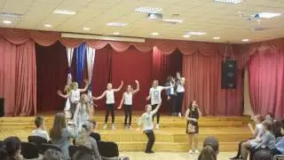 Концерт в школе 23 февраля.