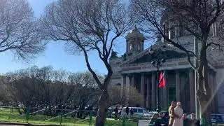 Красивый колокольный звон Исаакиевского собора в Санкт-Петербурге. Успокоение разума и души.