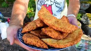 Необычные чебуреки на природе в казане