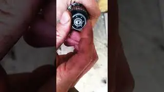 Чому підшипники потрібно міняти всі!