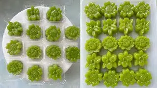 Pandan Khanom Chan Thai Steamed Layer Cake!