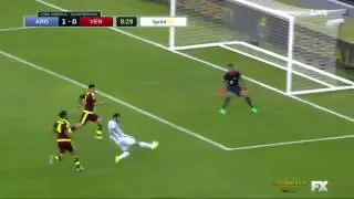Gonzalo Higuain Gol | Argentina vs Venezuela 2-0 Гол Игуаина в ворота Венесуэлы