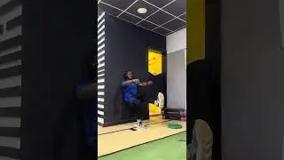 Single leg wall sit challenge