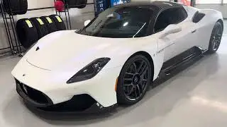 Maserati MC20 walk around