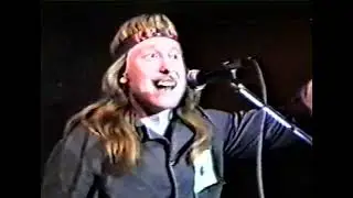 Красный Огурец / 2-й (Рождественский) рок-фестиваль АВРОРА / Ленинград // 1990
