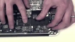 How to Remove the Macbook Air A1369 Logic Board
