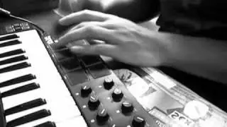 FRE3DOM Live on Akai LPD8