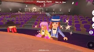 Играю в Dance Your Blox Off с Машкой и Дашкой
