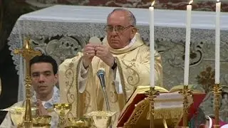 PAPA Solta a franga em plena Missa!