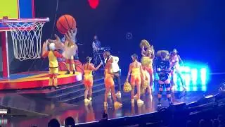 Katy Perry: Swish Swish + Basketball game with a fan  (Antwerp 24/05/18)