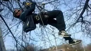 Подъем по навесной и спуск по ней  с самостраховкой