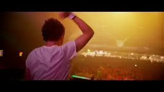 John Ian  - I Wanna Be A DJ (OFFICIAL MUSIC VIDEO)