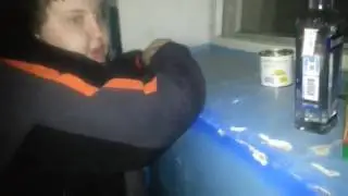 Руку сломал   сока ебанул