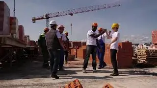 4c772c6875 720