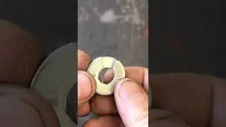 AMAZING DIY super simple C keychain! ¡INCREÍBLE llavero C súper simple de bricolaje! #shorts