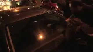 Violence policière devant le Queen Elisabeth