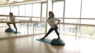 Боковые выпады на босу