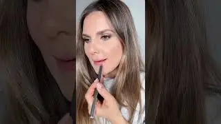 Easy Smokey Eye for holiday season | ALI ANDREEA 