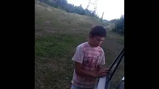 четкий парень рвет танцпол