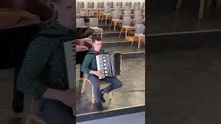 Слышал я о стране