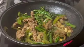 Beef, Peppers and Onion Stir Fry!