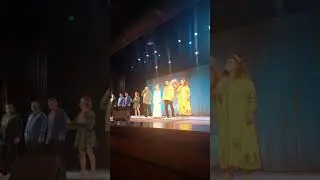 Пісня Акторів Дизель Шоу на концерті у кременчуці 29 травня на прикінці концерту.