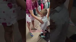 Полное видео в inst nastena_tuneva Как  меня раньше собирали в школу 😁брали вам на вырост?