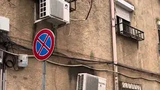 TIRANA FILI PENZOLANTI SU TUTTA LA CITTÀ