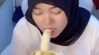 Mei Mei Chan Live, Pisang Nya Enak Bangettt