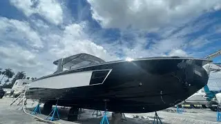 Aviara Boats - AV40 Walkthrough | Gabe Agelan | MarineMax Miami