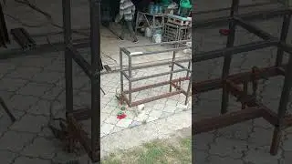 леплю железо.