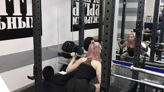 приседания со штангой 20х20х3