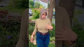 Bu Rara guru penjas viral