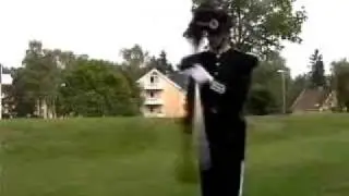 Modern military guard display vs. not-so-modern military guard display